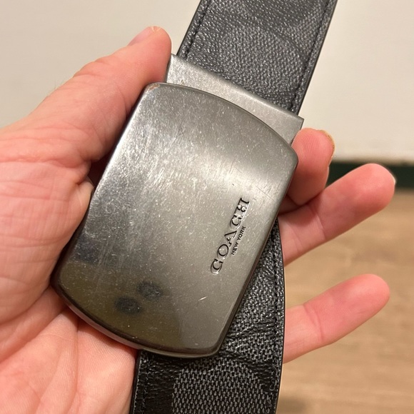 𝐄𝐔𝐂 𝐂𝐎𝐀𝐂𝐇 𝐑𝐞𝐯𝐞𝐫𝐬𝐢𝐛𝐥𝐞 𝐁𝐥𝐚𝐜𝐤 𝐋𝐞𝐚𝐭𝐡𝐞𝐫 𝐁𝐞𝐥𝐭 - Picture 14 of 16